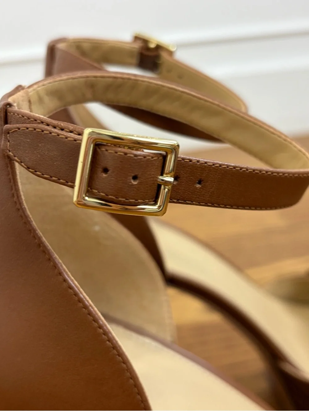 MK Flora Appliqué Tan Leather Platform Sandal (10)